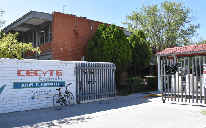 De los 3 maestros denunciados por acoso sexual en 2022 en el Cecytec Norte John F. Kennedy de Monclova, uno se reincorporó a dar clases.