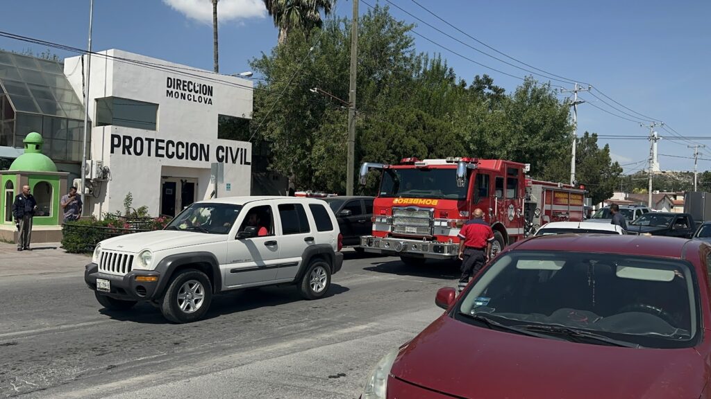 El regreso a clases ha reavivado los embotellamientos en las principales vialidades durante los horarios de entrada y salida de las escuelas.