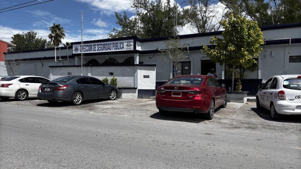 Policías de Castaños sin orden judicial de un proceso de sucesión testamentaria, desalojaron a una viuda de su vivienda de forma ilegal.