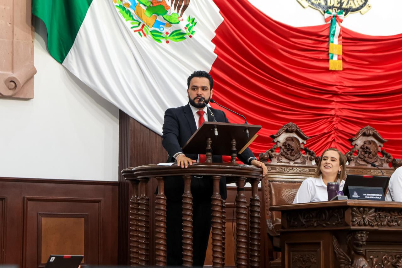 El Diputado Local Alberto Hurtado realizó un exhorto para que se priorice la compra de bienes y servicios a las PyMES de Coahuila.