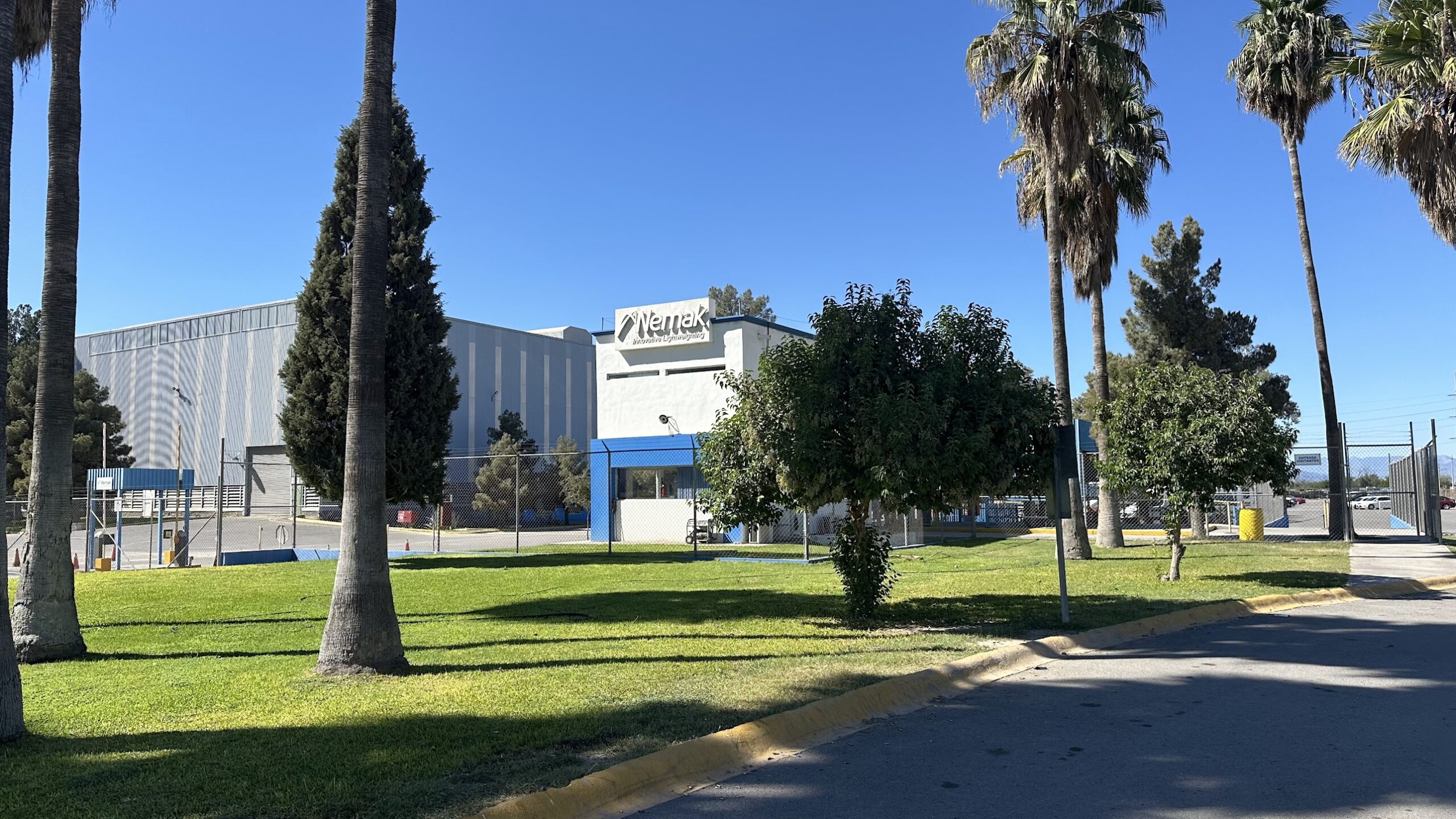 El recorte de personal en Nemak podría obedecer a la modernización de la industria para producir autopartes de vehículos eléctricos.