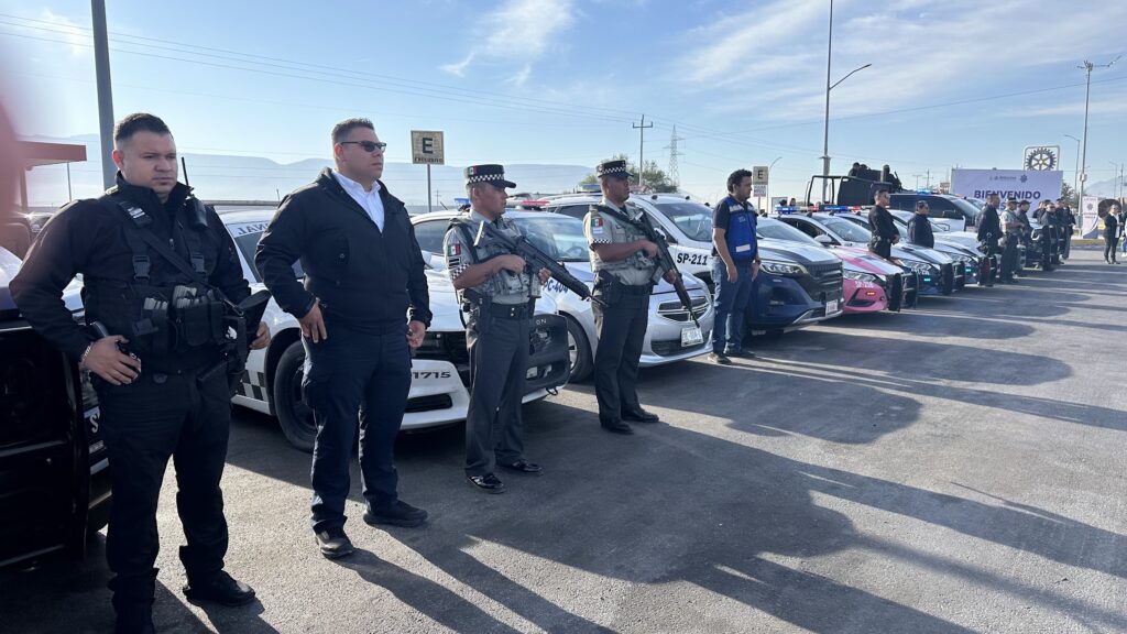 Inició el programa "Bienvenido Paisano" para apoyar y proteger a los mexicanos que regresan al país durante la temporada decembrina.