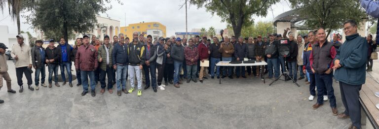 Ex trabajadores de AHMSA pertenecientes a la asociación de Defensa de Derechos Laborales advirtieron que radicalizarán sus protestas.