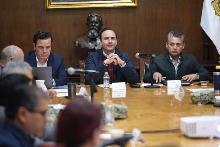 El gobernador Manolo Jiménez Salinas presidió la mesa de Coordinación Estatal para la Construcción de Paz y Seguridad en Palacio de Gobierno.